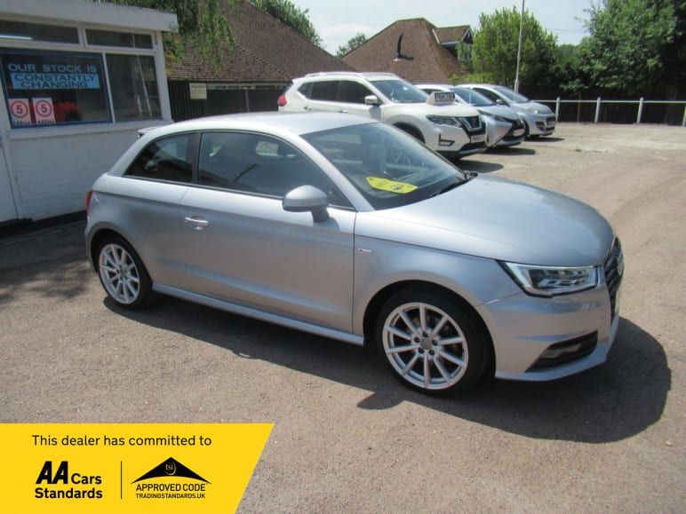 AUDI A1