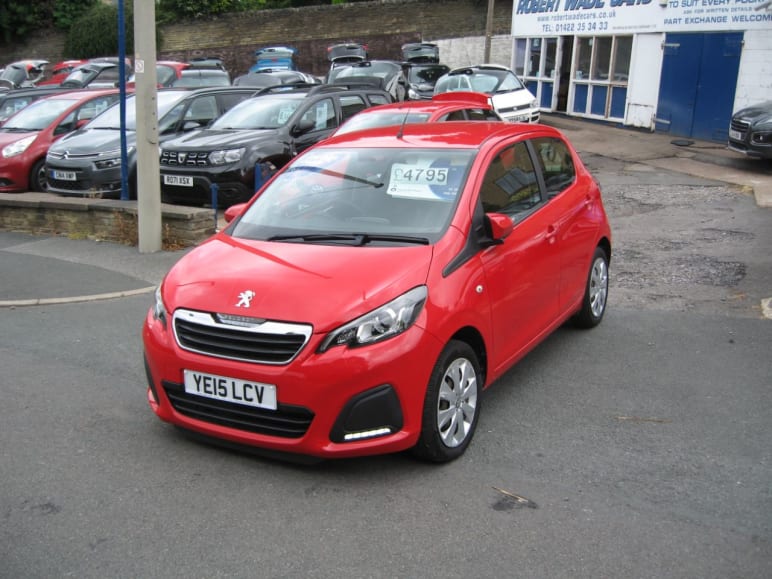 PEUGEOT 108