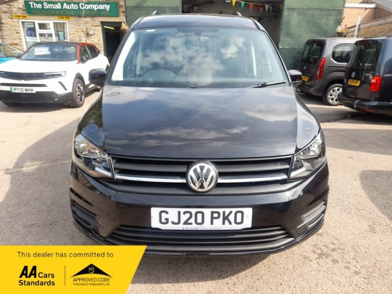 C20 MAXI LIFE 2.0 TDI, AUTO, 5 SEAT WHEELCHAIR ADAPTED, BLACK, 2020
