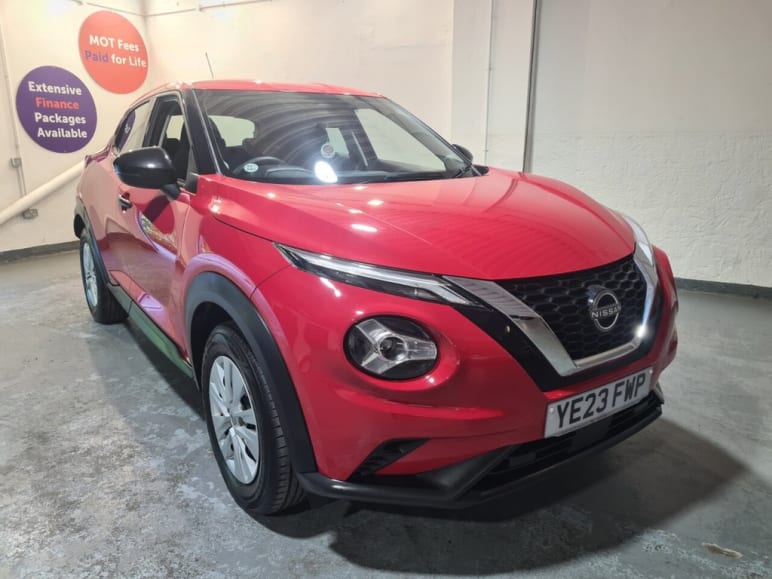 NISSAN JUKE