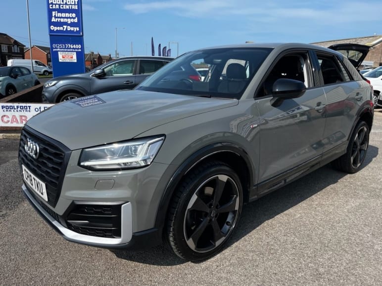 AUDI Q2