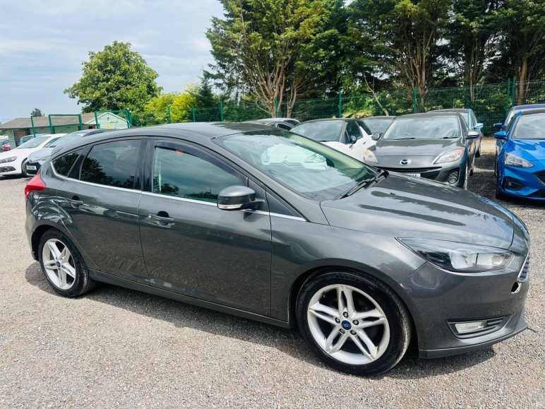 FORD FOCUS