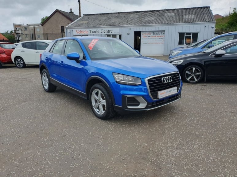 AUDI Q2