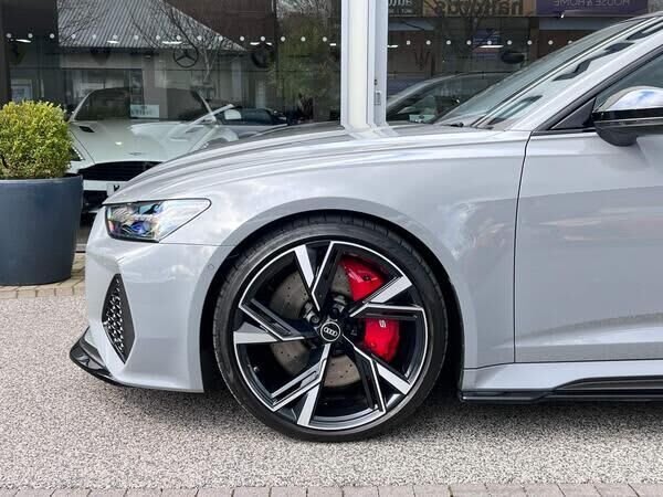 AUDI RS6
