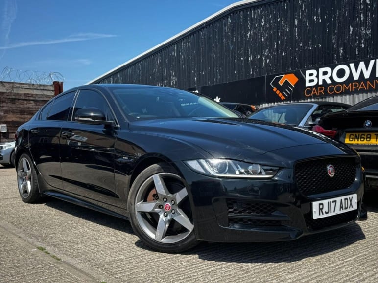 JAGUAR XE