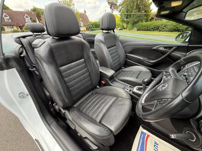1.4T SE Euro 5 (s/s) 2dr