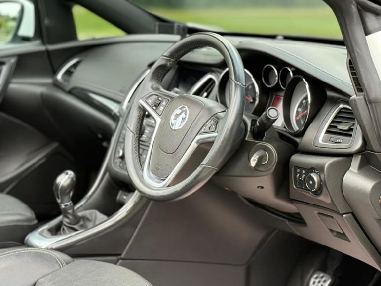 1.4T SE Euro 5 (s/s) 2dr