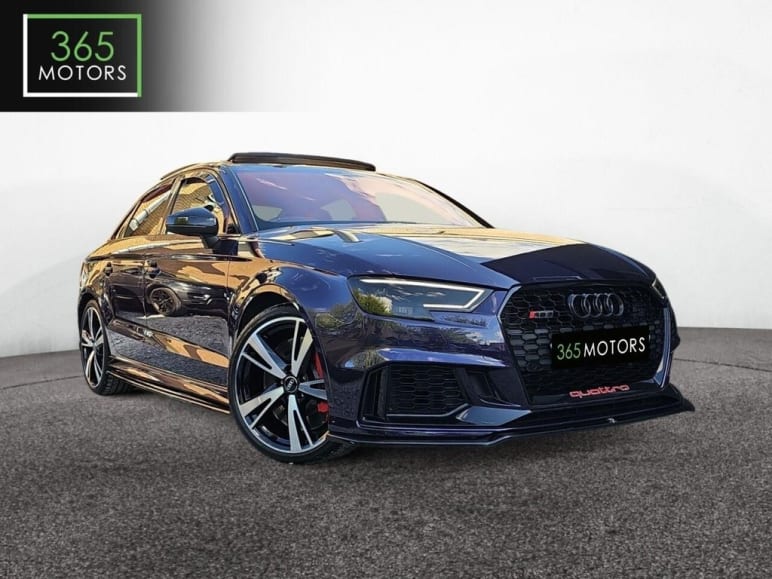 AUDI RS3