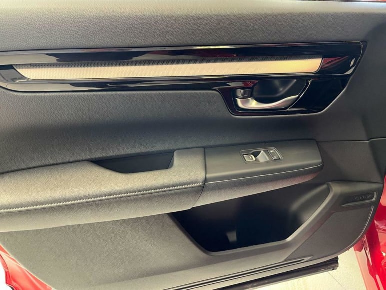 2.0 17.7kWh Advance Tech eCVT Euro 6 (s/s) 5dr