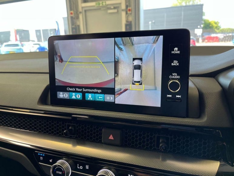 2.0 17.7kWh Advance Tech eCVT Euro 6 (s/s) 5dr