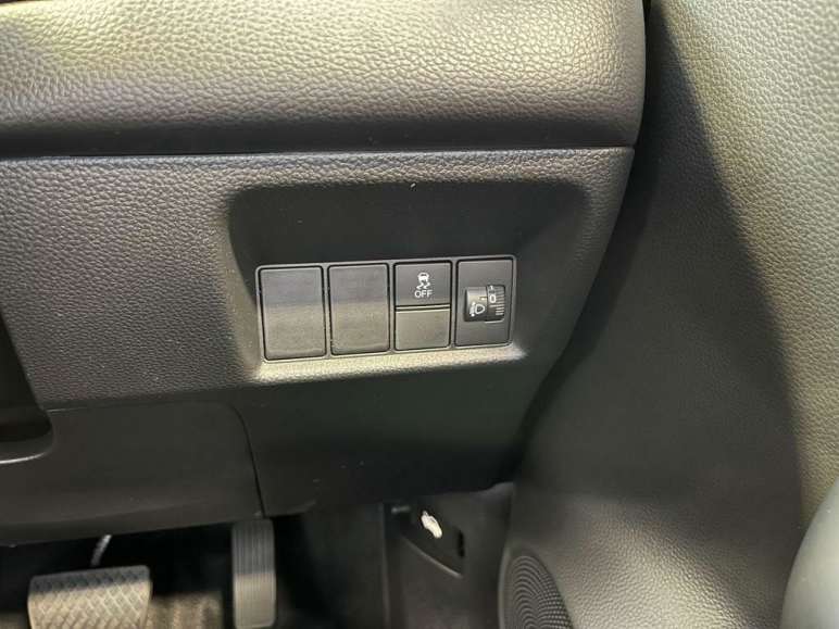 1.5 h i-MMD Crosstar Advance eCVT Euro 6 (s/s) 5dr