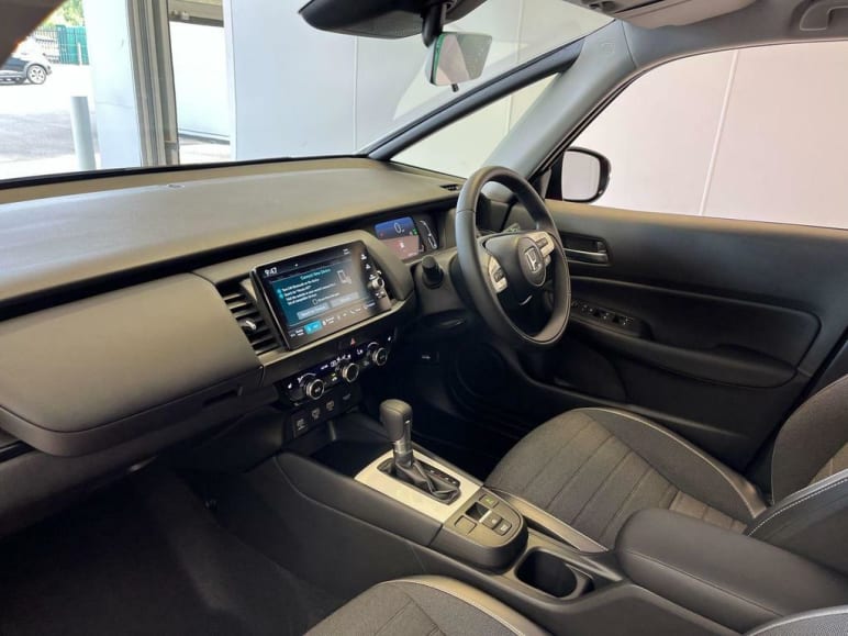 1.5 h i-MMD Crosstar Advance eCVT Euro 6 (s/s) 5dr