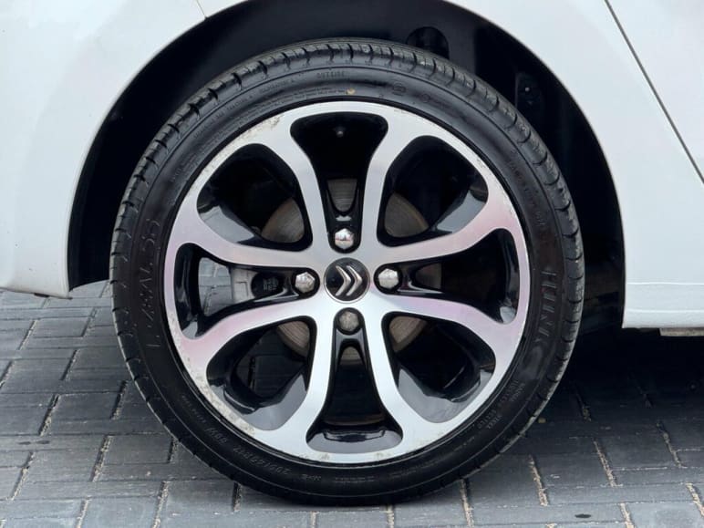 1.6 BlueHDi Platinum Euro 6 5dr