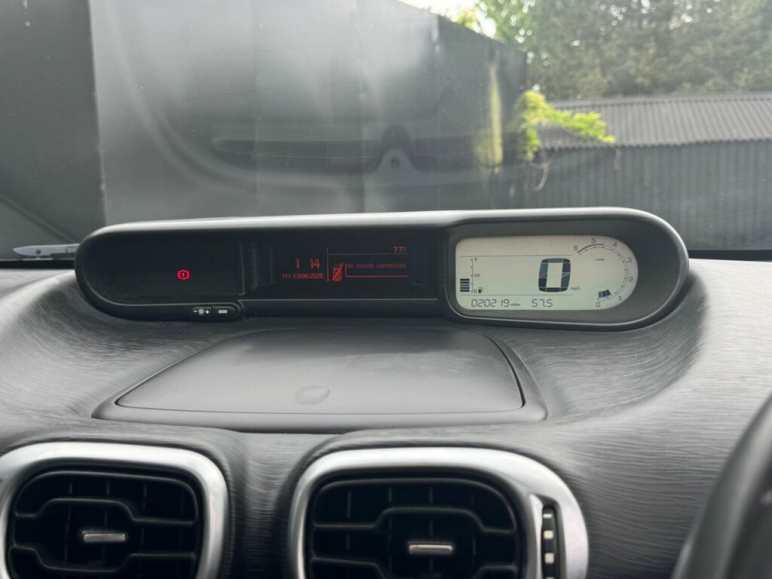 1.6 BlueHDi Platinum Euro 6 5dr
