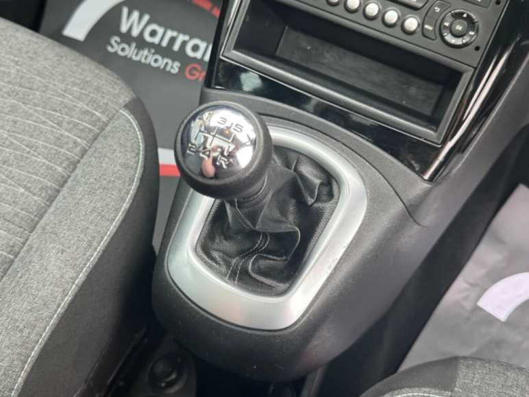 1.6 BlueHDi Platinum Euro 6 5dr