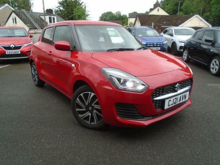 SUZUKI SWIFT