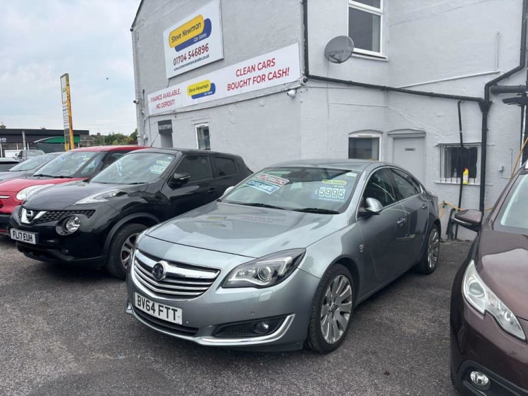 VAUXHALL INSIGNIA