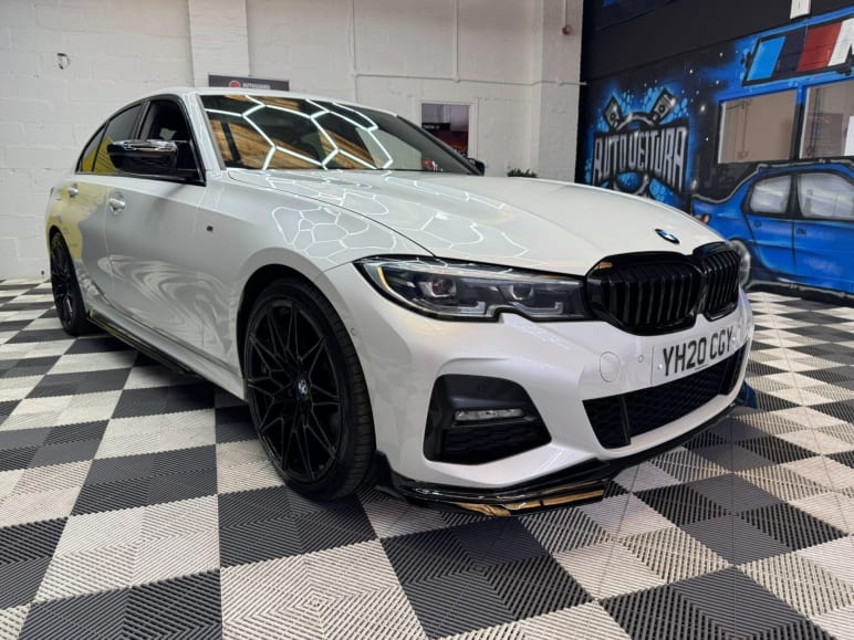 BMW 3 SERIES