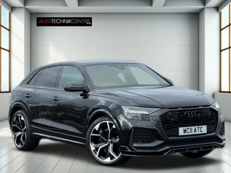AUDI RS Q8