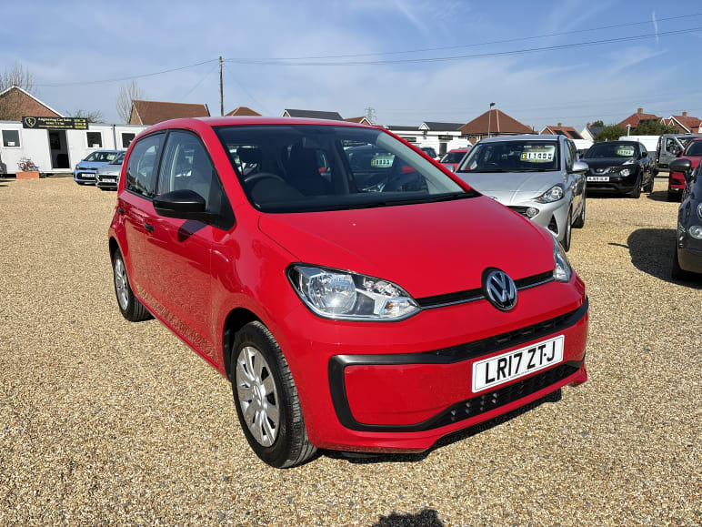 VOLKSWAGEN UP