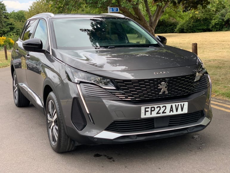 PEUGEOT 5008