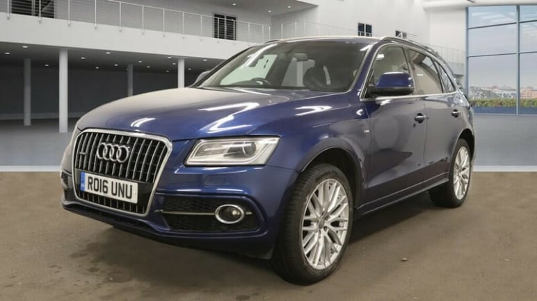 AUDI Q5