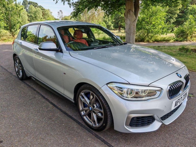 BMW 1 SERIES