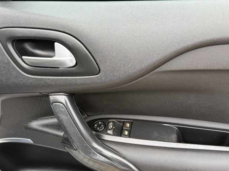 1.6 THP DSport Hatchback 5dr Petrol Manual Euro 5