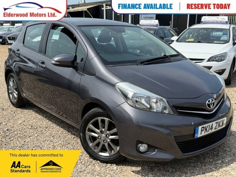 TOYOTA YARIS