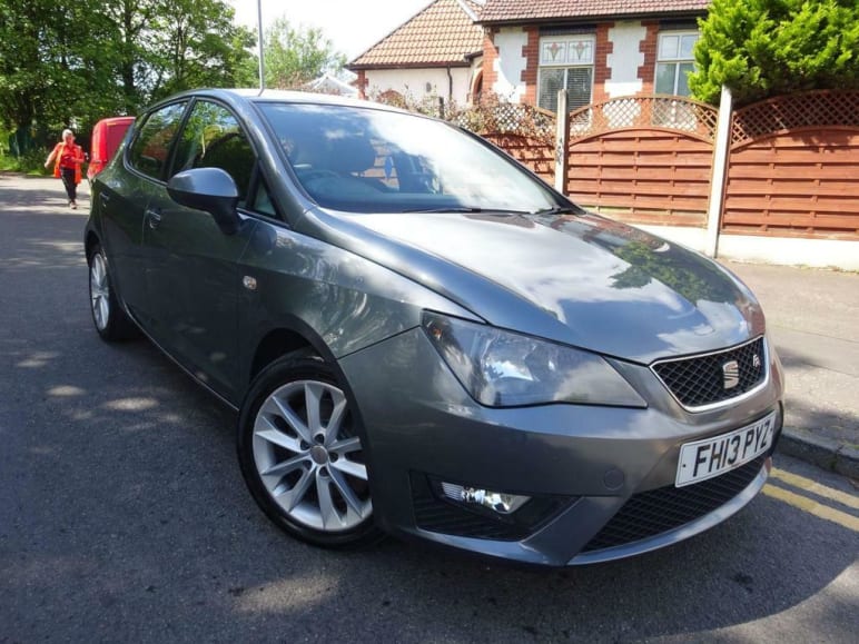 SEAT IBIZA