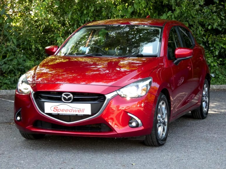 MAZDA 2