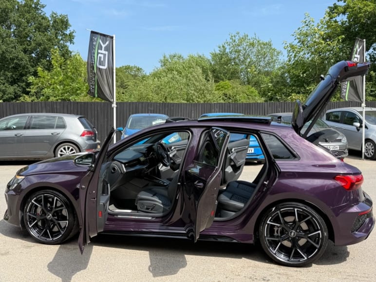 RS 3 TFSI QUATTRO VORSPRUNG - CERAMIC BRAKES -VAT QUALIFYING -MERLIN PURPLE