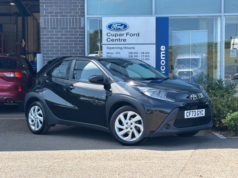 TOYOTA AYGO X