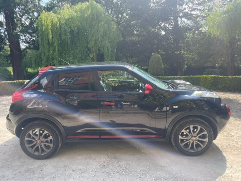 NISSAN JUKE