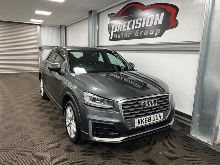 AUDI Q2