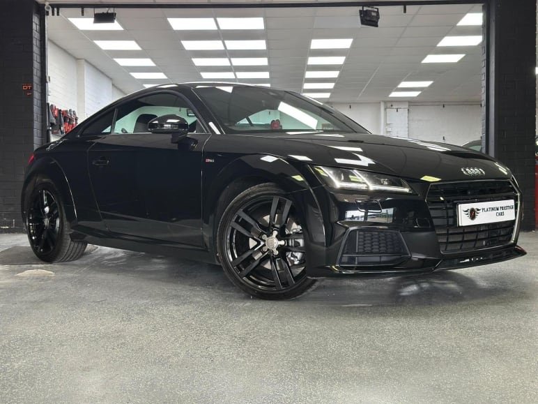 AUDI TT