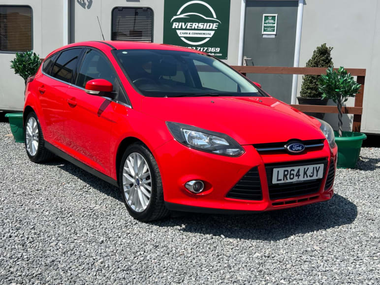 FORD FOCUS