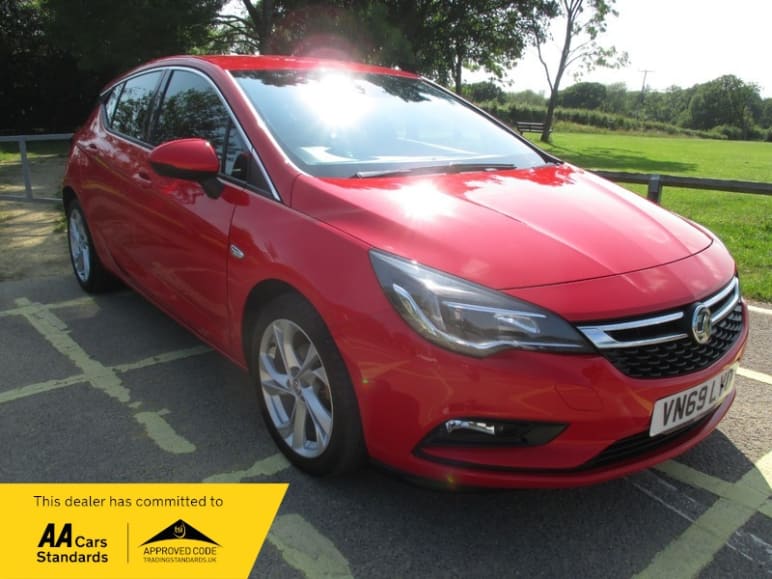 VAUXHALL ASTRA