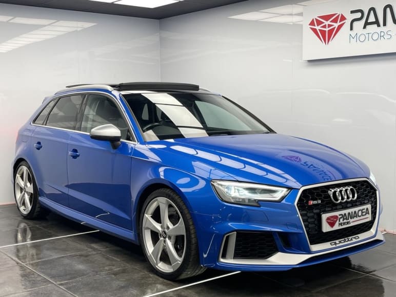 AUDI RS3