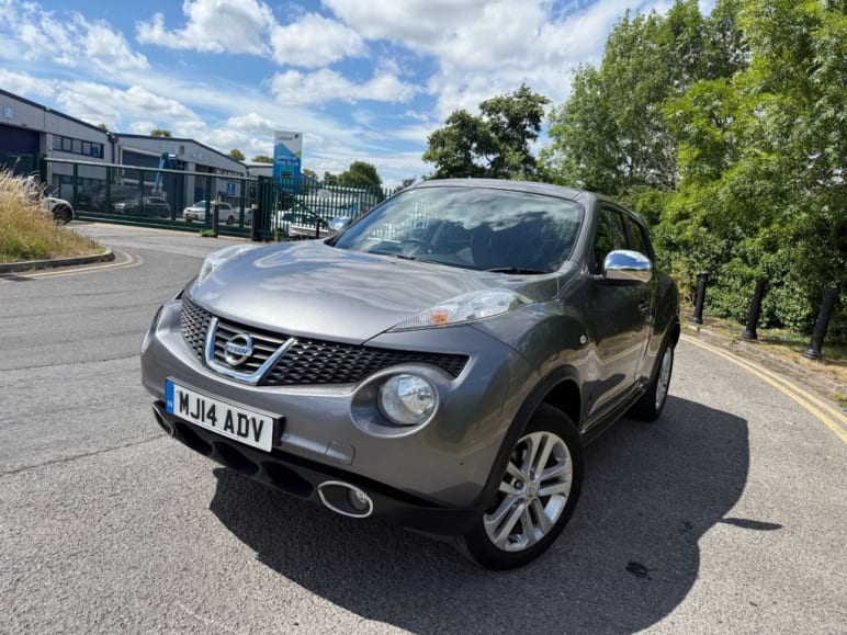 NISSAN JUKE
