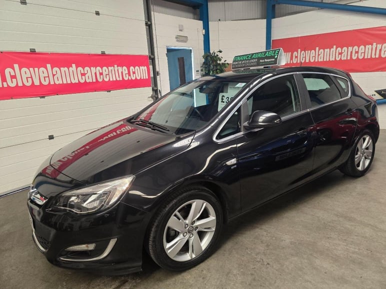 VAUXHALL ASTRA