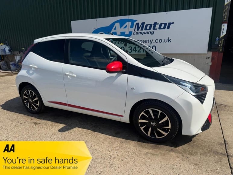 TOYOTA AYGO