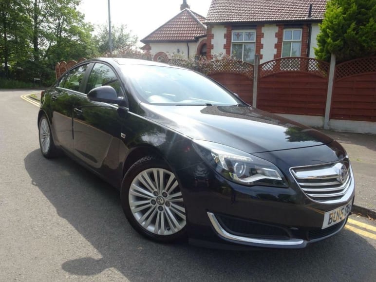 VAUXHALL INSIGNIA