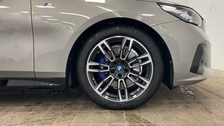 Saloon M Sport