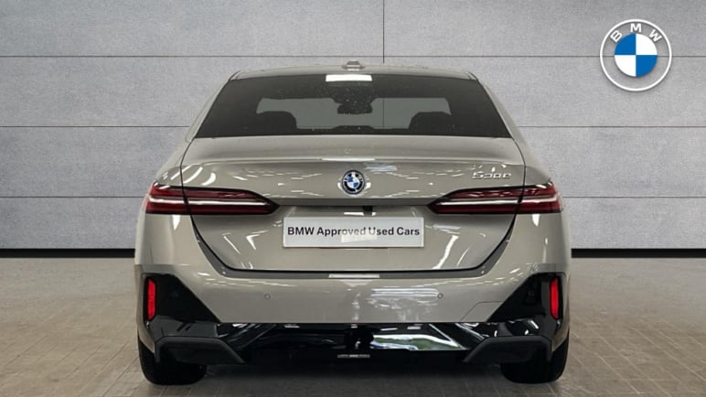 Saloon M Sport