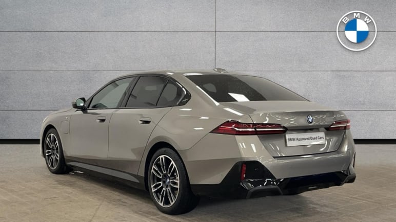 Saloon M Sport
