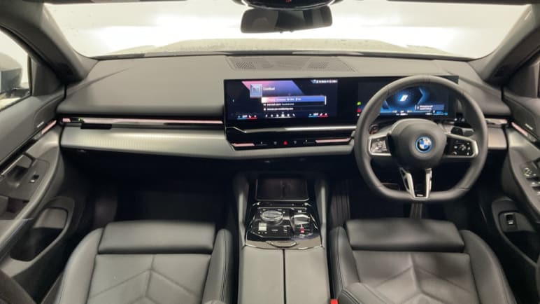 Saloon M Sport