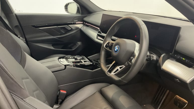 Touring M Sport