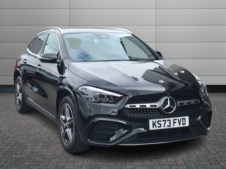 MERCEDES-BENZ GLA
