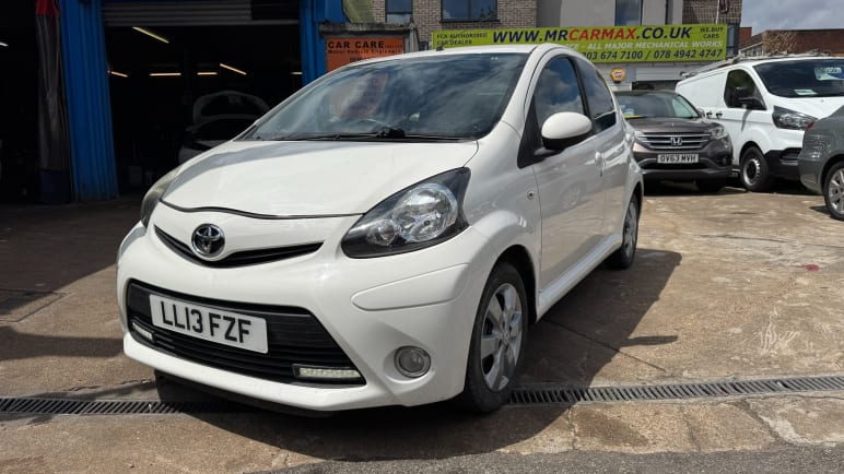 TOYOTA AYGO